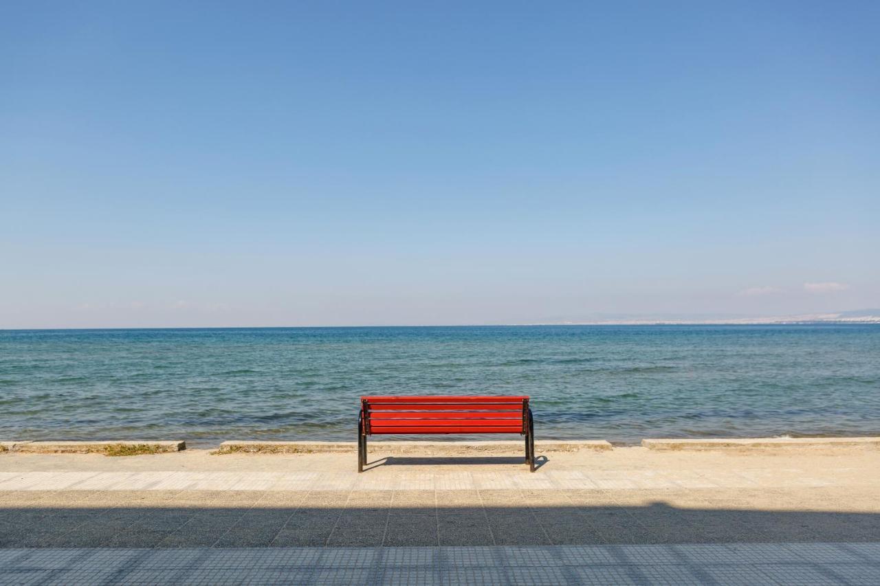 Metaxa Seafront Apartment Peraía المظهر الخارجي الصورة
